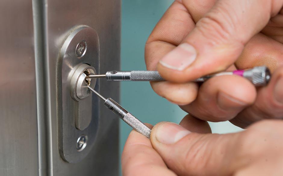 ouvrir une porte fermée à clé Chelles